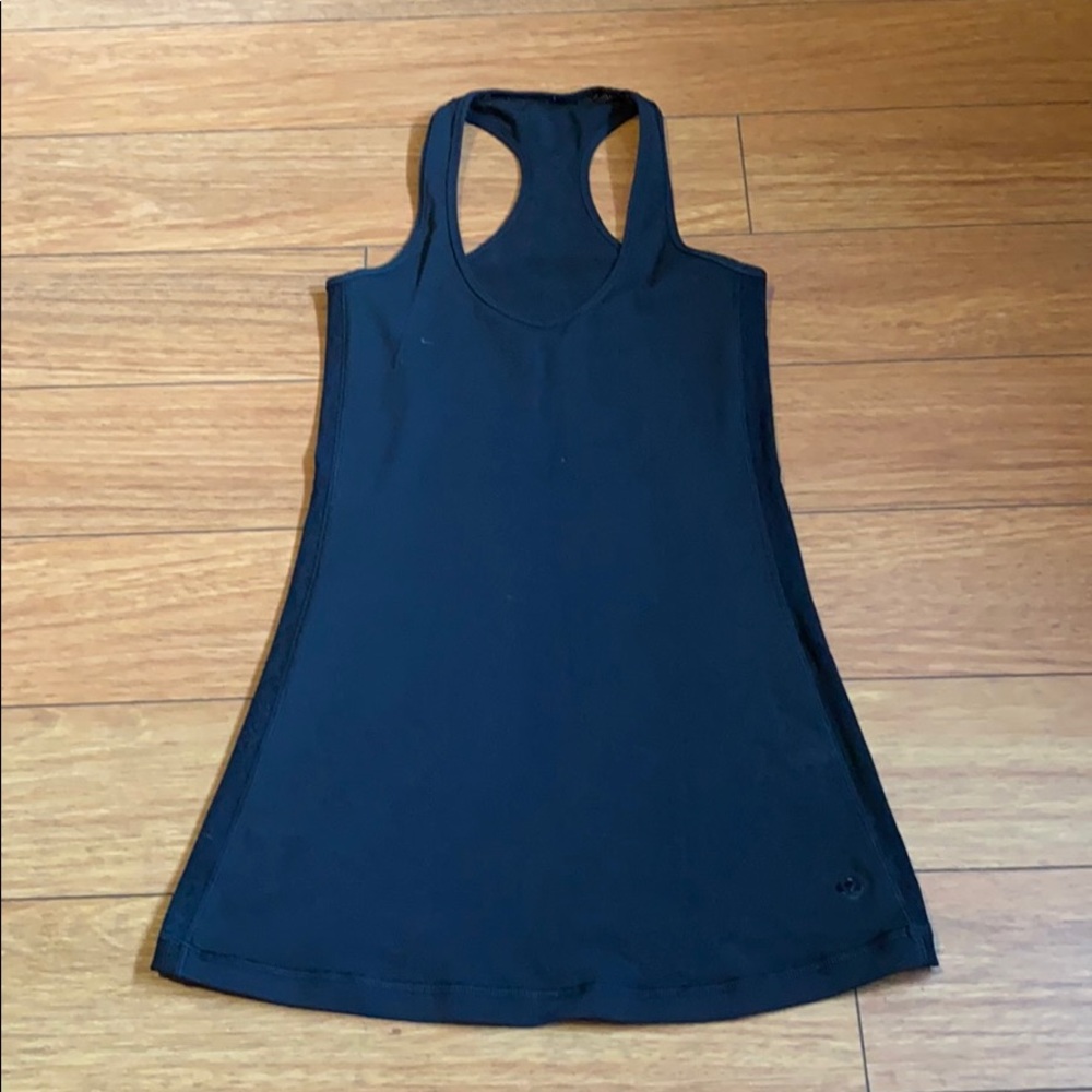 Lululemon tank size2